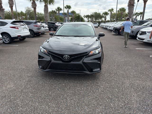 Used 2021 Toyota Camry SE FWD image 7