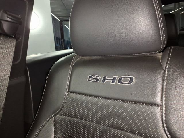 Used 2018 Ford Taurus SHO image 27