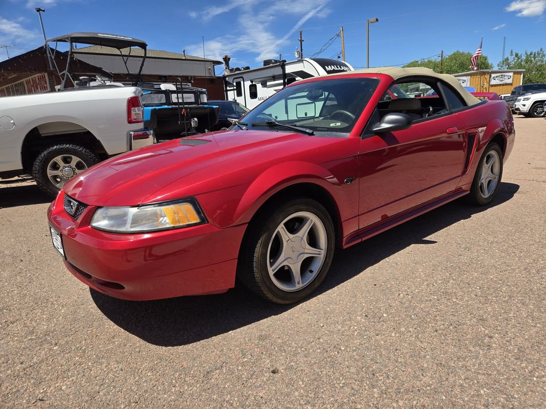 Used 2000 Ford Mustang GT RWD image 4