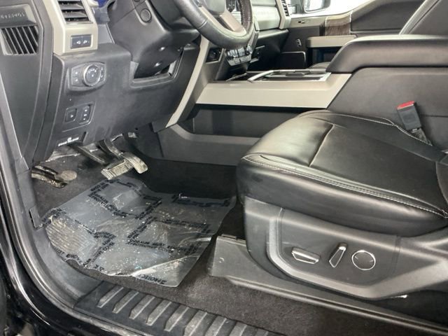 Used 2019 Ford F250 Lariat image 16