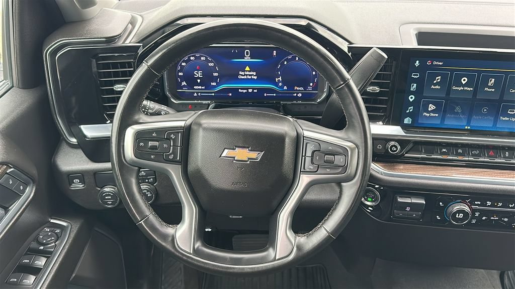 Used 2025 Chevrolet Silverado 1500 LT RWD image 22
