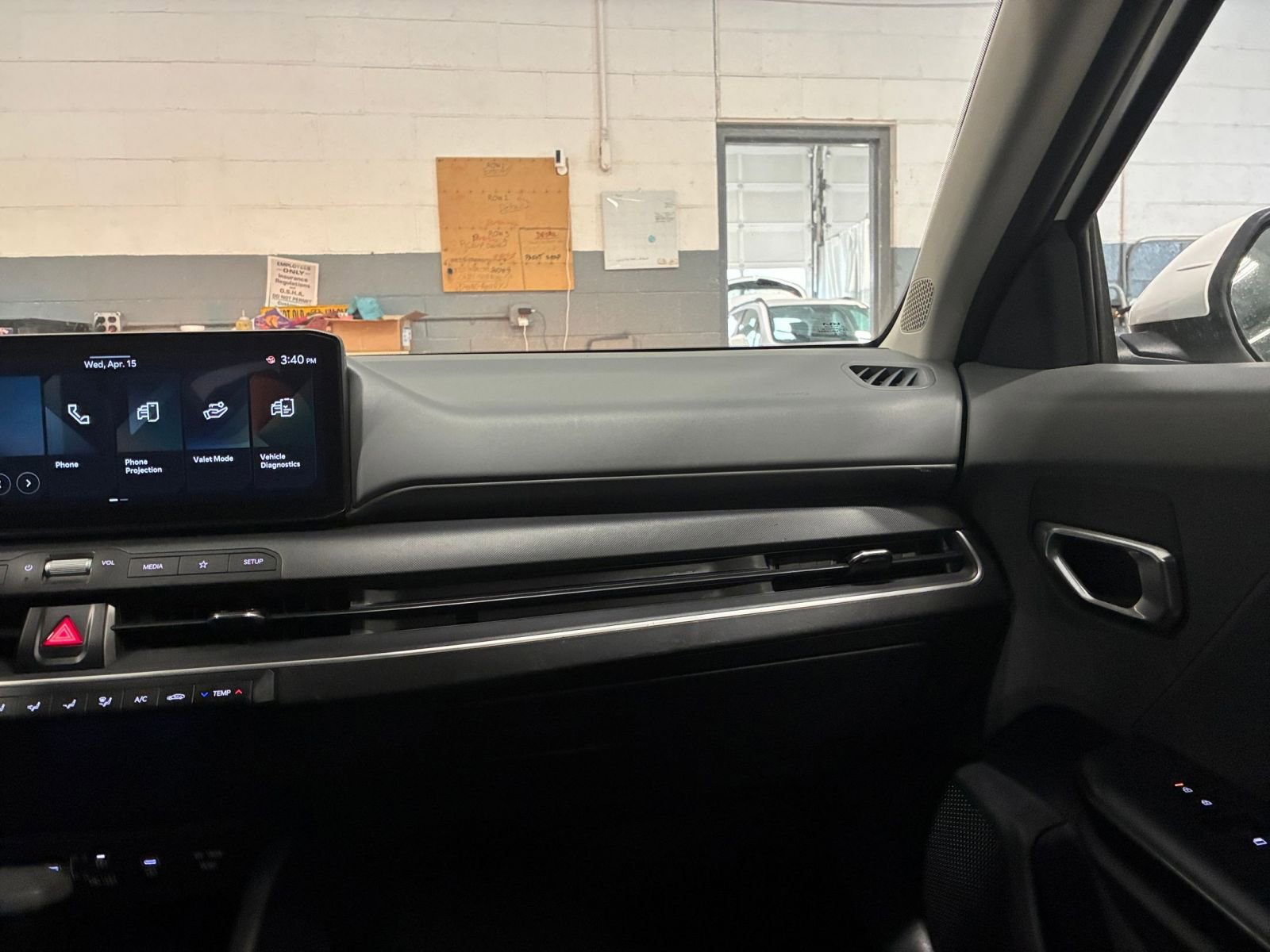 Used 2025 Kia K4 LXS image 35