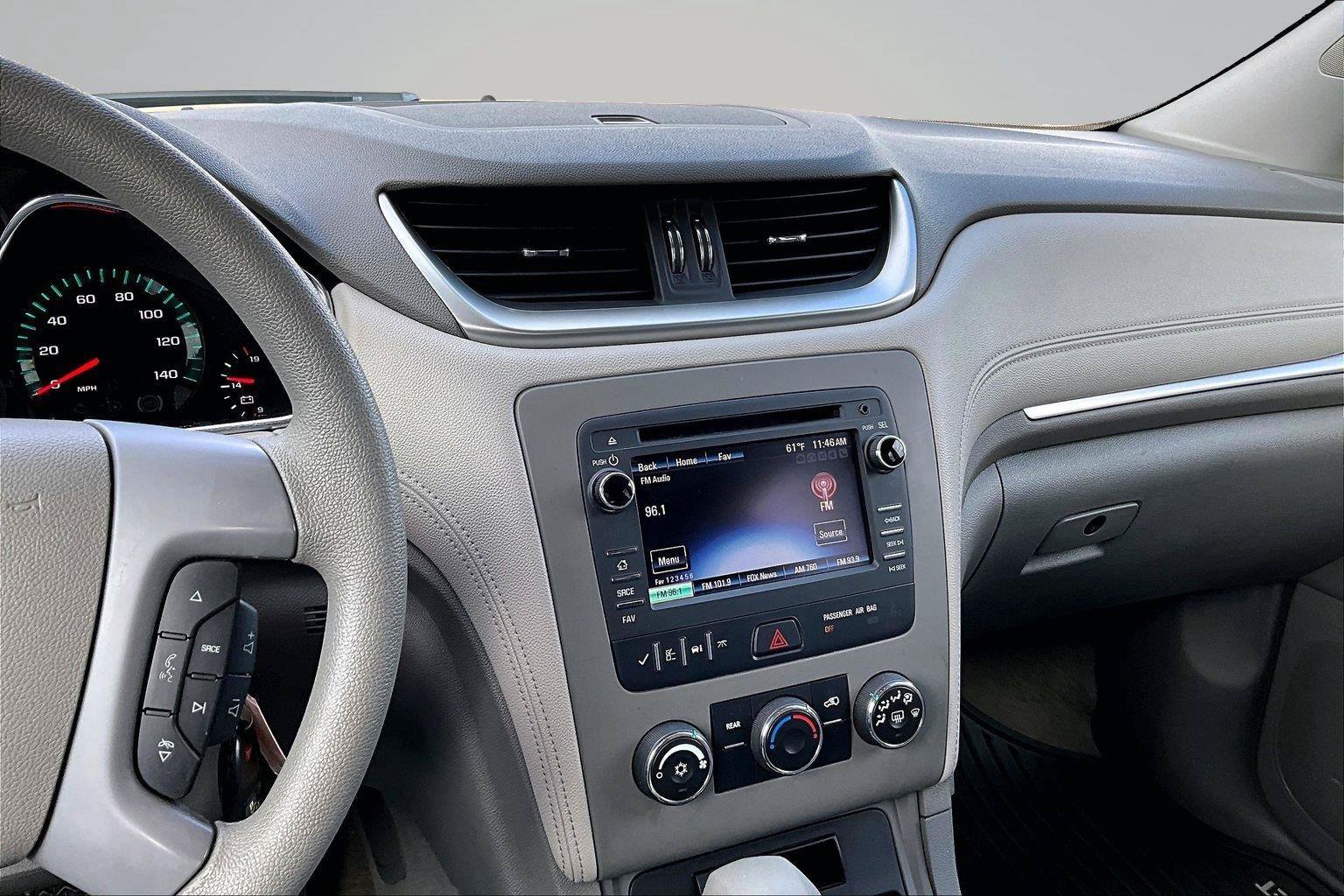 Used 2017 Chevrolet Traverse LS AWD/4WD image 7