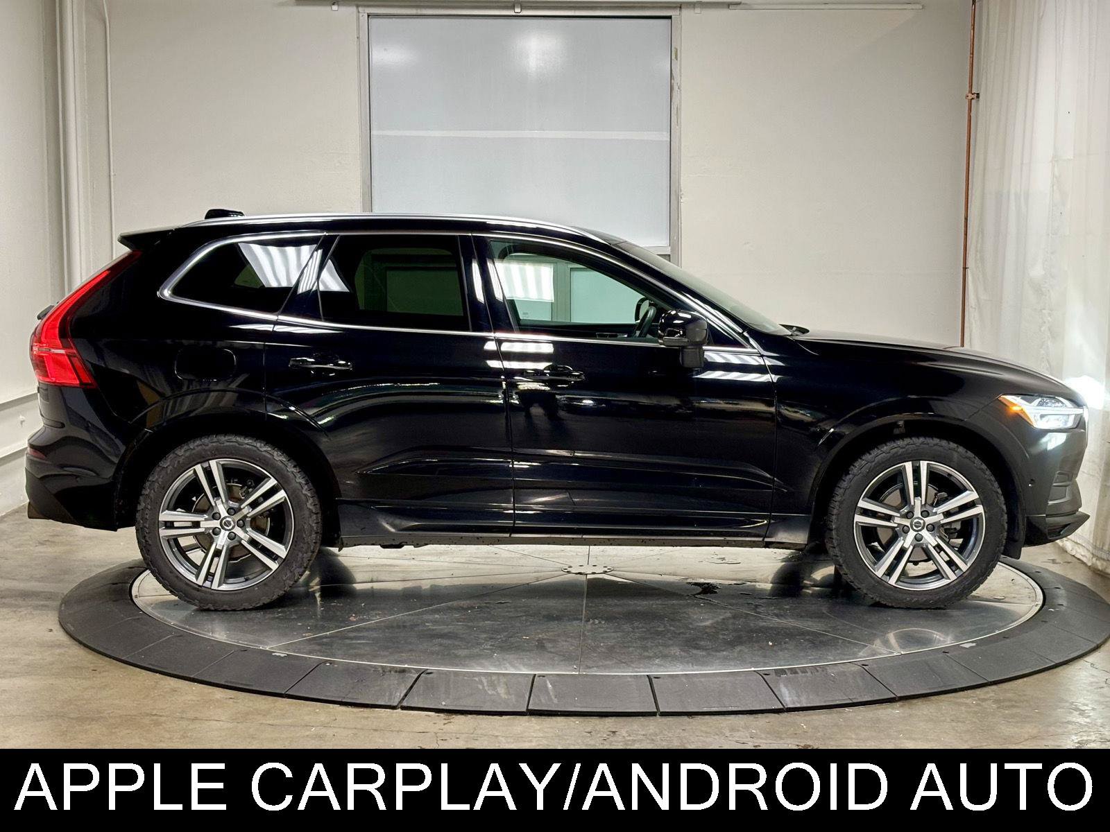 Used 2019 Volvo XC60 T5 Momentum w/ Multimedia Package AWD/4WD image 11