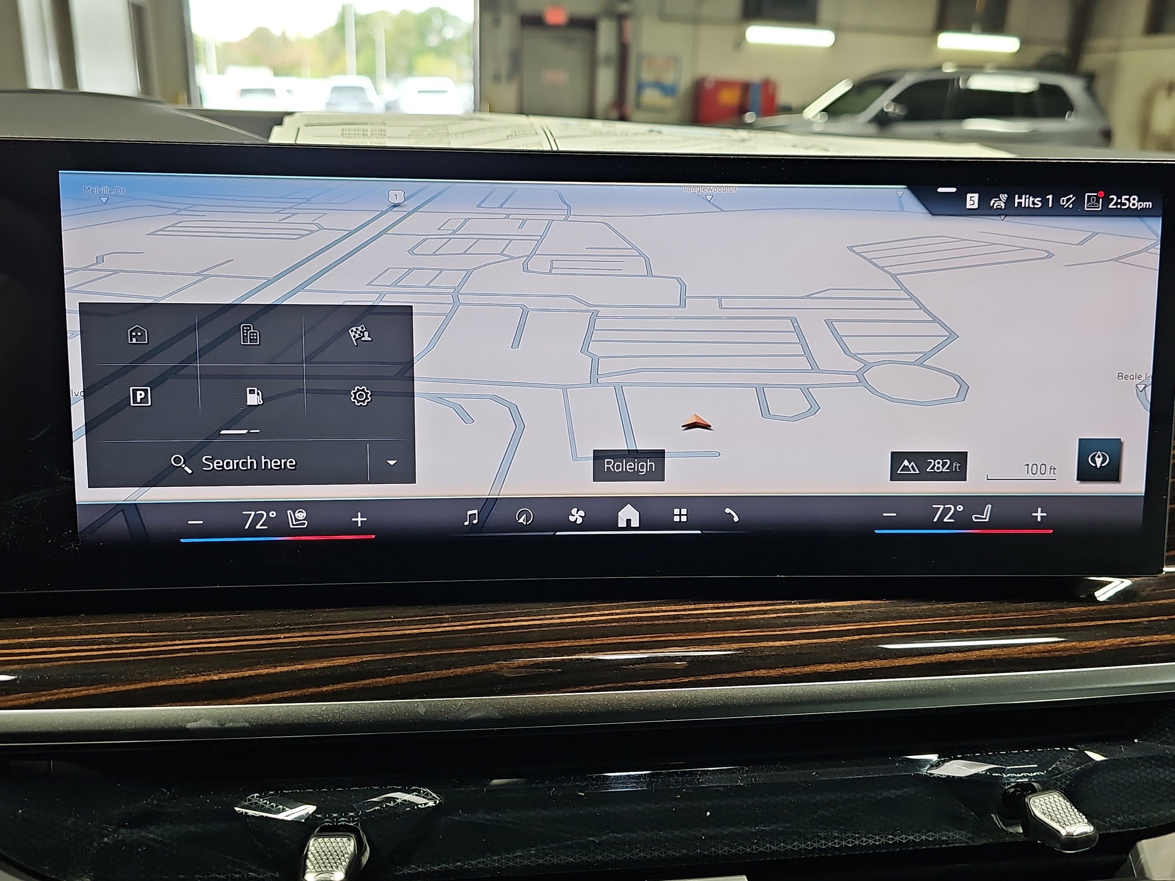 New 2026 BMW X5 xDrive50e w/ Climate Comfort Package image 25