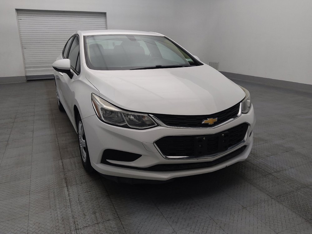 Used 2017 Chevrolet Cruze LS FWD image 14