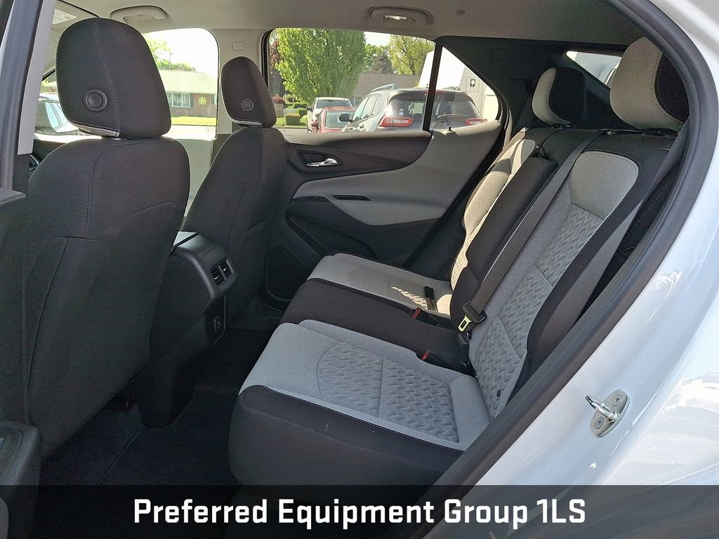 Used 2022 Chevrolet Equinox LS AWD/4WD image 11