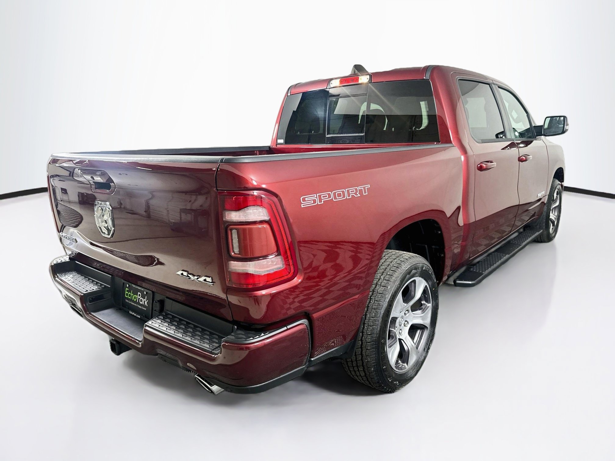 Used 2023 RAM 1500 Laramie AWD/4WD image 9