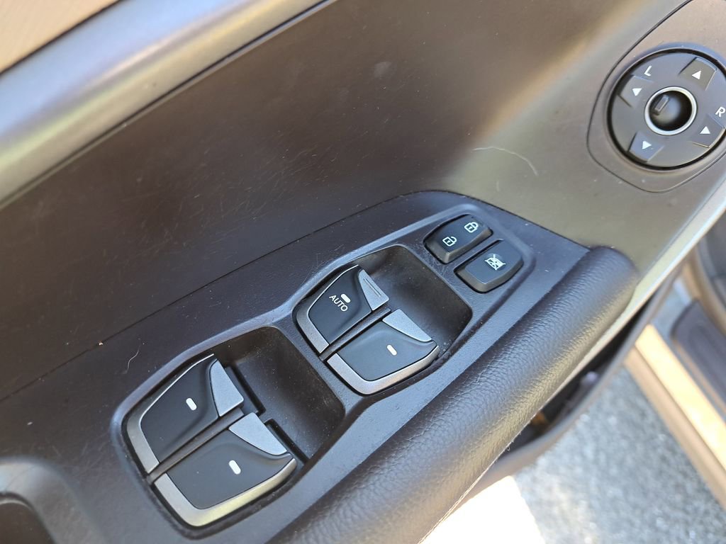 Used 2014 Hyundai Santa Fe Sport 2.0T w/ Navigation Package 06 image 14