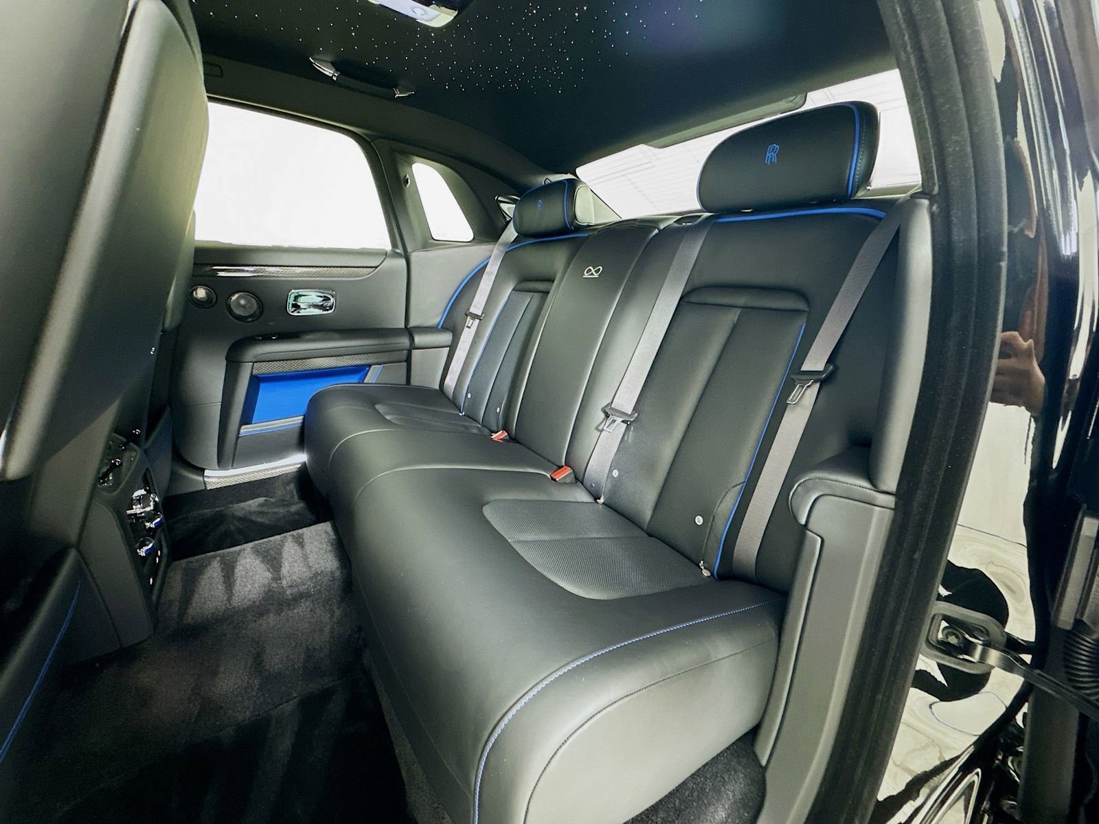 Certified 2025 Rolls-Royce Ghost Black Badge AWD/4WD image 25