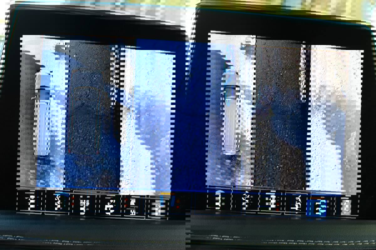 Used 2021 Chevrolet Tahoe Premier w/ Premium Package image 44