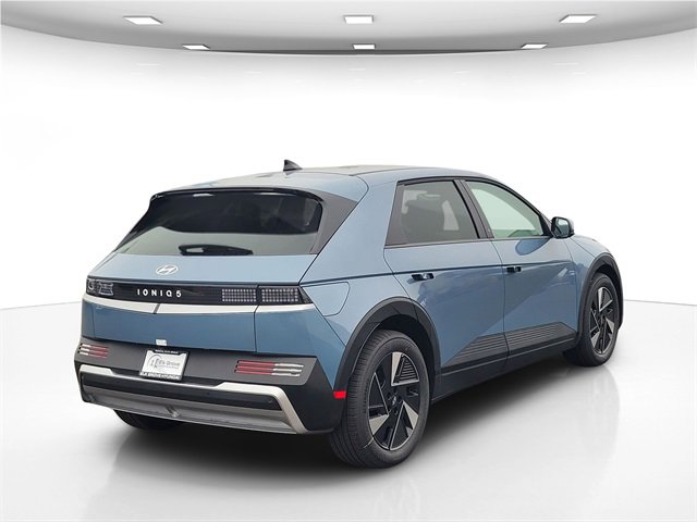 New 2026 Hyundai Ioniq 5 SE image 8