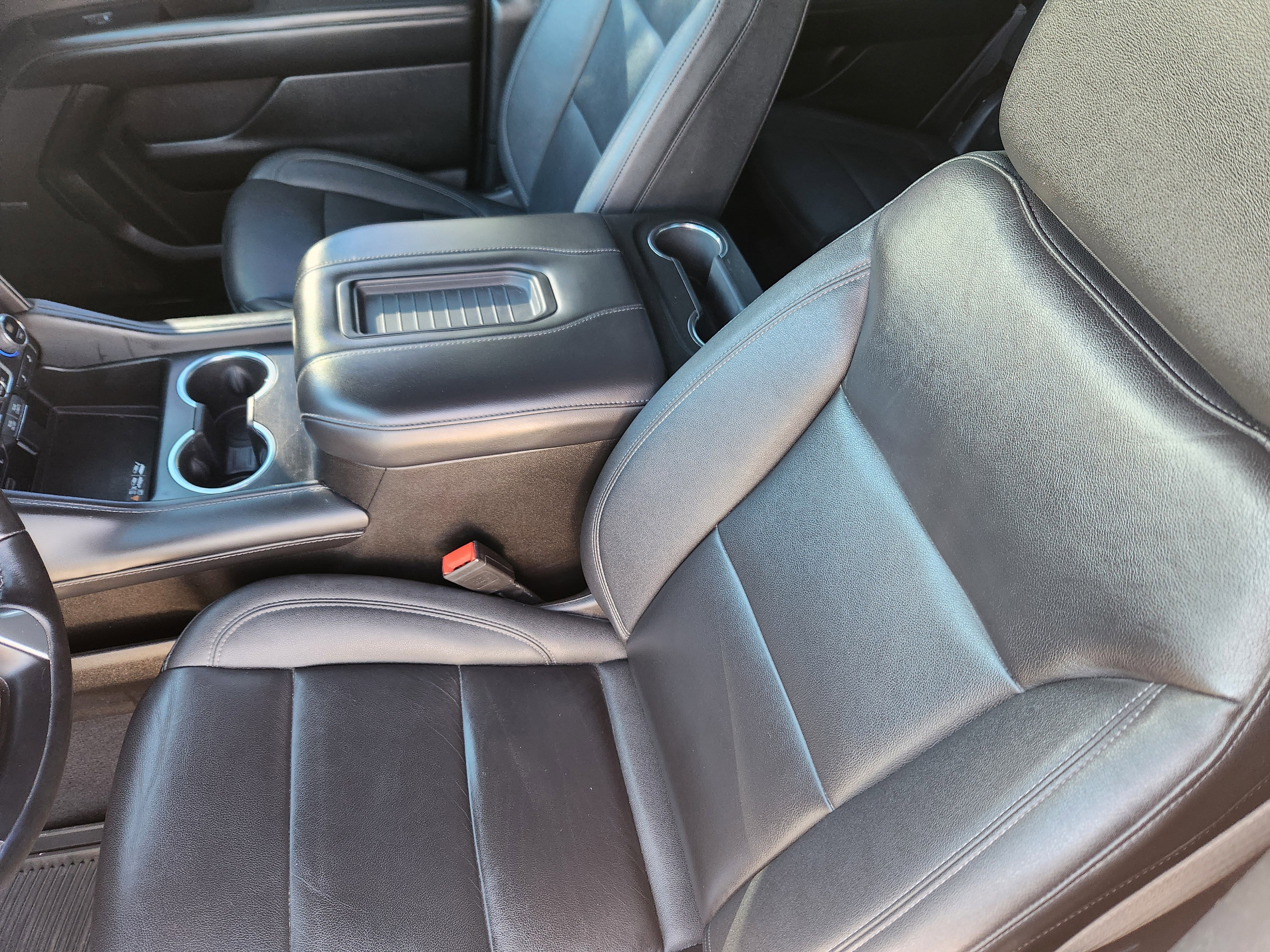 Used 2023 Chevrolet Tahoe LT image 10