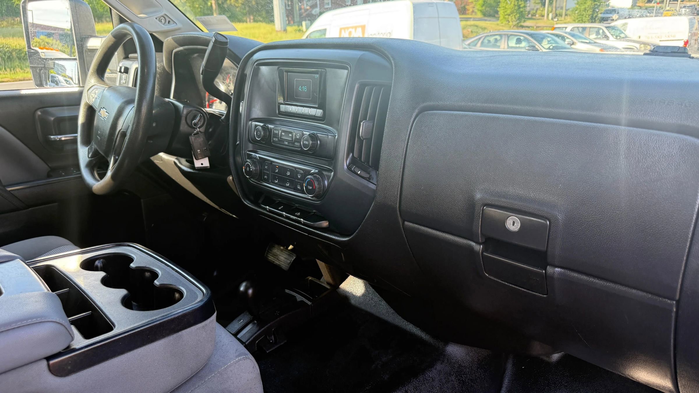 Used 2015 Chevrolet Silverado 2500 W/T w/ WT Convenience Package AWD/4WD image 25