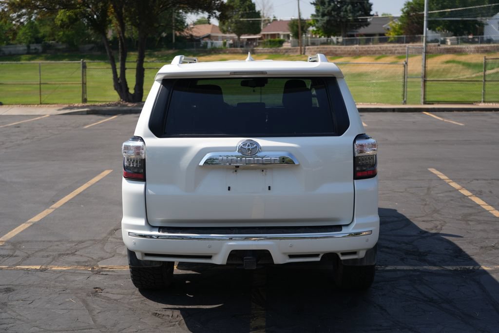 Used 2023 Toyota 4Runner Limited AWD/4WD image 4