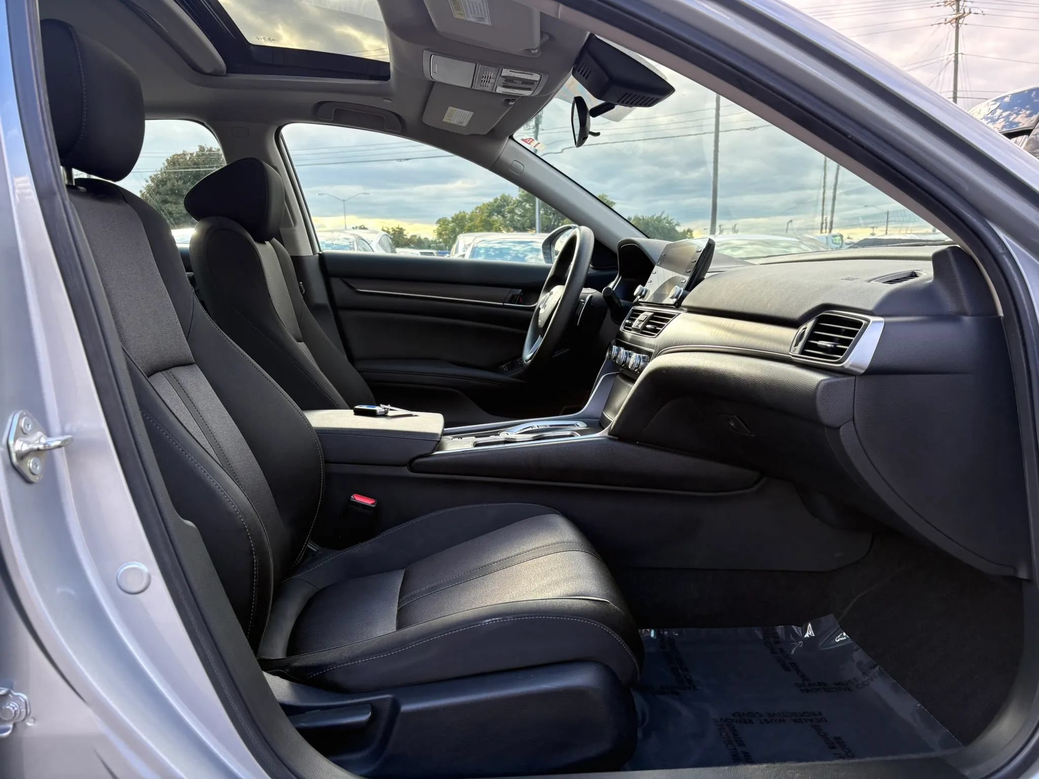 Used 2020 Honda Accord EX image 15