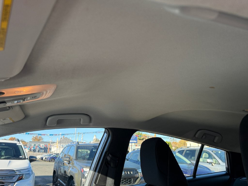Used 2022 Toyota Prius Prime LE FWD image 16