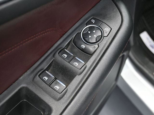 Used 2021 Ford Edge Titanium w/ Equipment Group 301A image 14