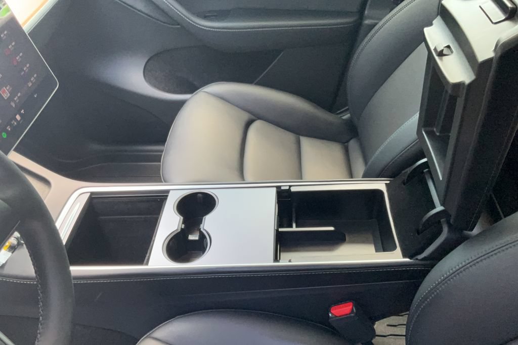 Used 2025 Tesla Model Y Performance AWD/4WD image 41