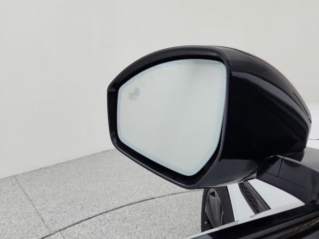 Used 2026 Jaguar F-PACE R-Dynamic S AWD/4WD image 27