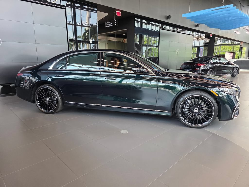 New 2027 Mercedes-Benz S 580 4MATIC Sedan image 3