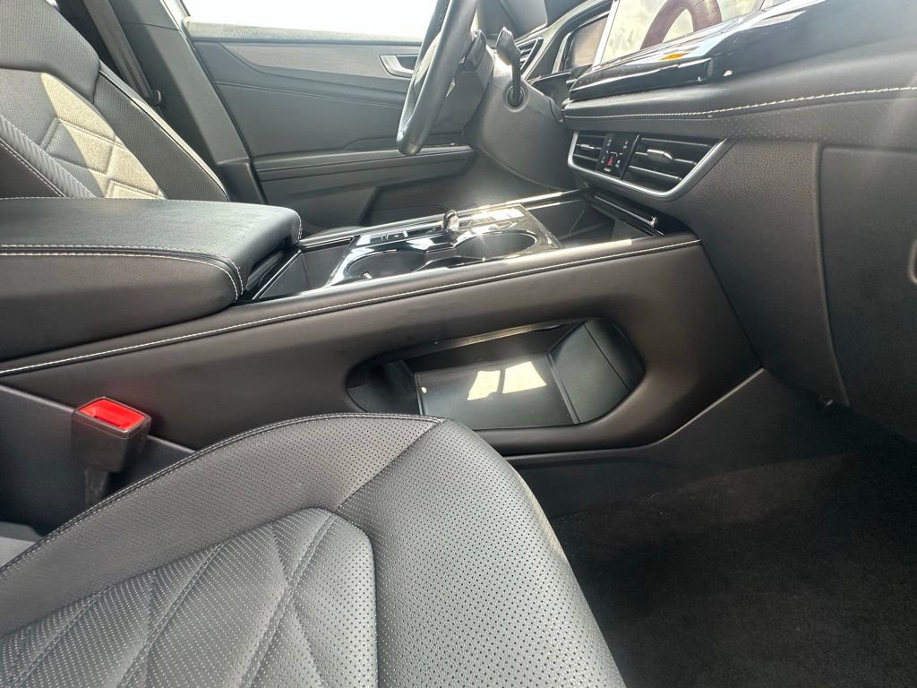 Used 2024 Volkswagen Atlas Cross Sport SE image 16