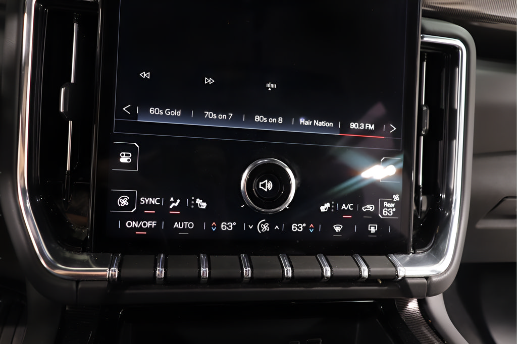 Used 2025 GMC Yukon XL Elevation AWD/4WD image 10