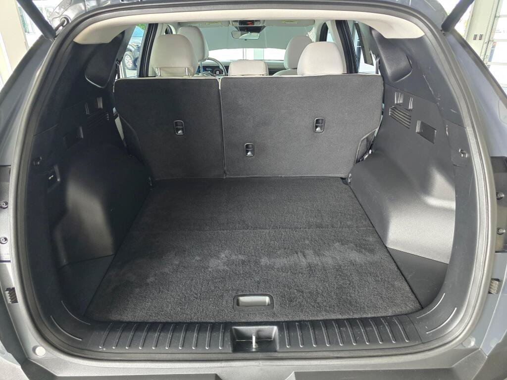 Used 2025 Hyundai Tucson SEL FWD image 13