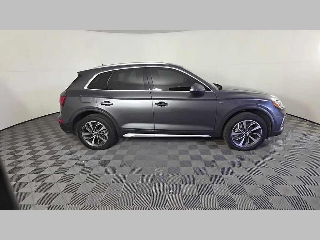 Used 2022 Audi Q5 2.0T Premium Plus AWD/4WD image 37