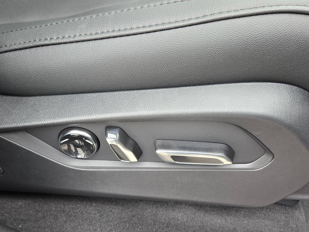 New 2026 Acura MDX SH-AWD image 7