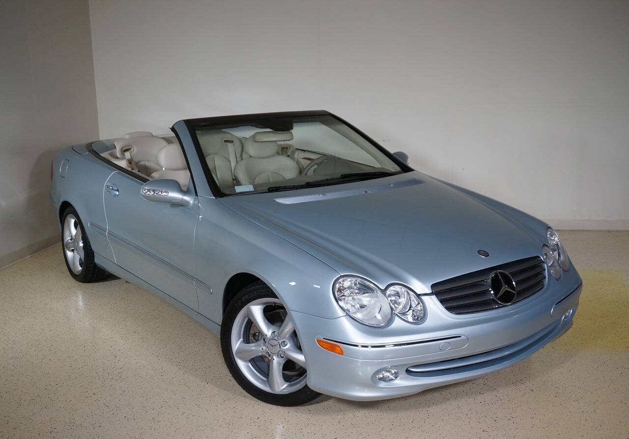 Used 2005 Mercedes-Benz CLK 320 Cabriolet image 31