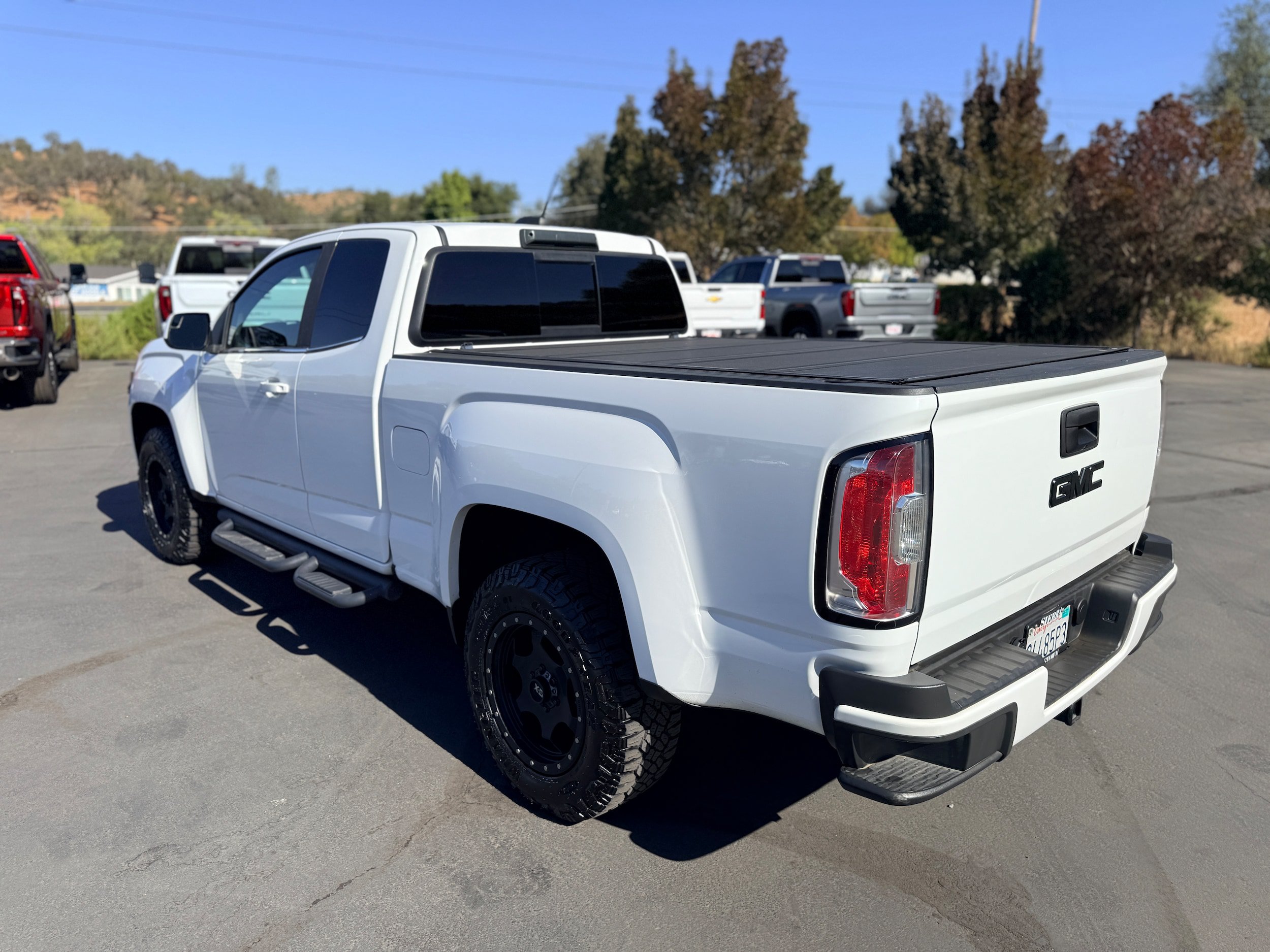 Used 2018 GMC Canyon All Terrain w/ All Terrain X Package AWD/4WD image 8