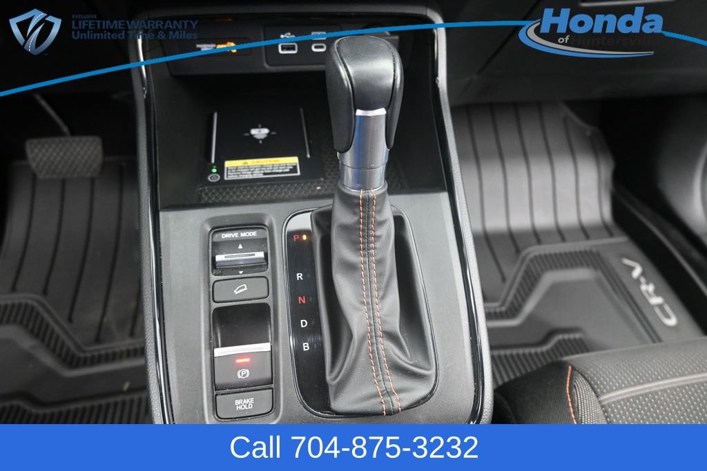 Used 2025 Honda CR-V Sport image 32