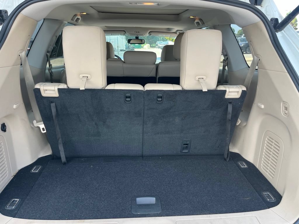 Used 2017 Nissan Pathfinder Platinum FWD image 40