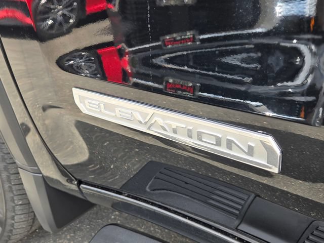 Used 2025 GMC Sierra 1500 Elevation w/ Elevation Premium Package AWD/4WD image 10