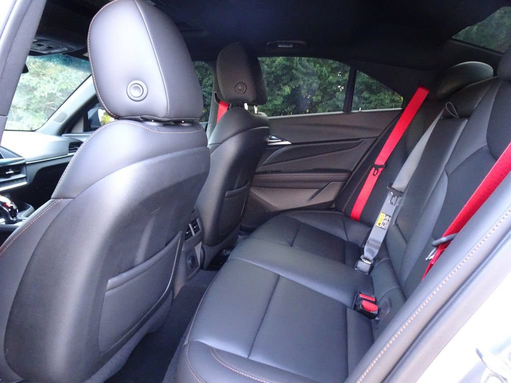 Certified 2024 Cadillac CT4 V w/ LPO, ONYX Package AWD/4WD image 15