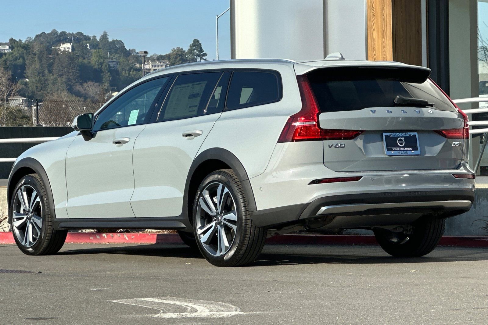 New 2026 Volvo V60 B5 Cross Country Plus w/ Climate Package image 6
