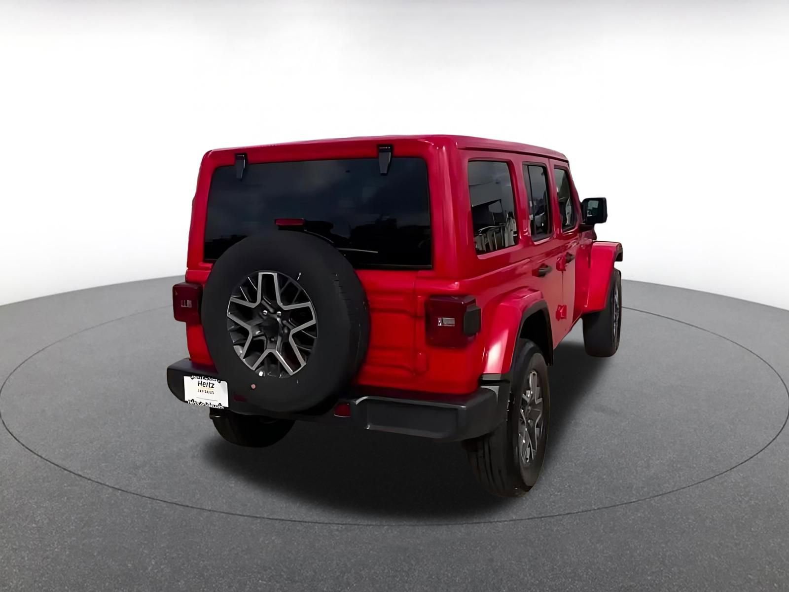 Used 2025 Jeep Wrangler Unlimited Sahara AWD/4WD image 12