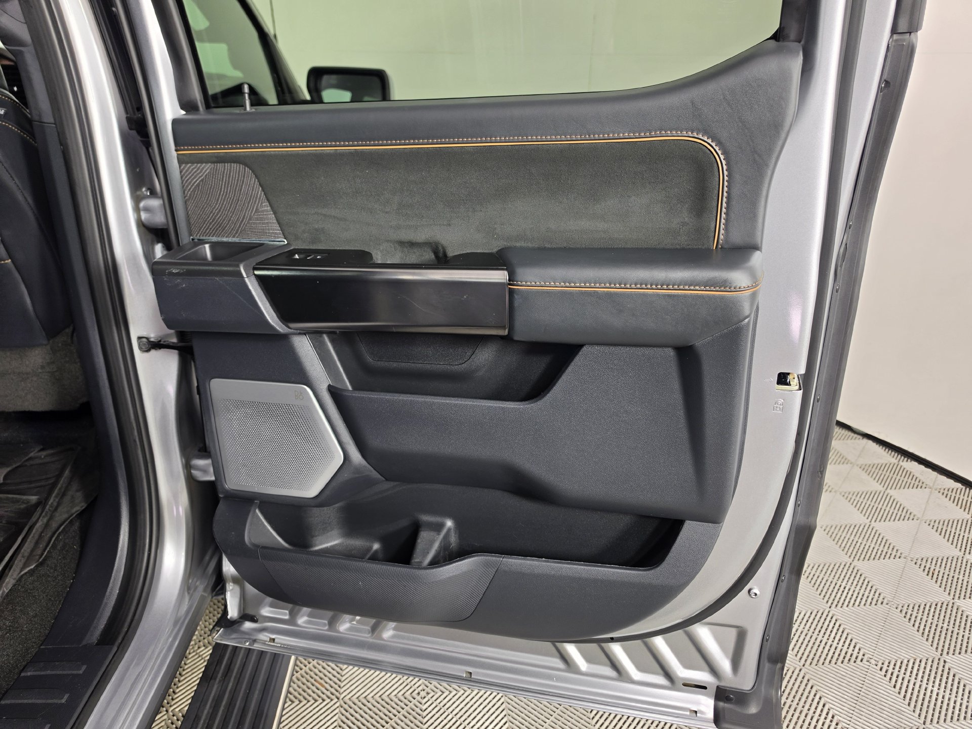 Used 2022 Ford F150 Platinum w/ Equipment Group 701A High AWD/4WD image 33