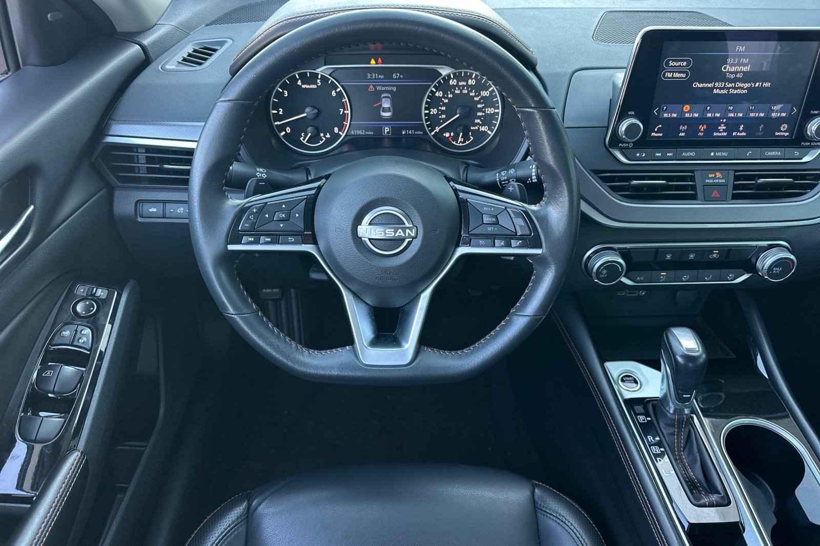 Used 2024 Nissan Altima 2.5 SR image 14