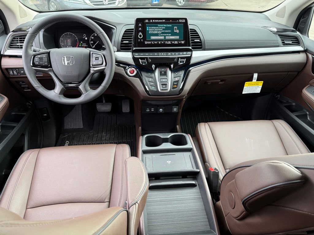Certified 2026 Honda Odyssey Touring image 18