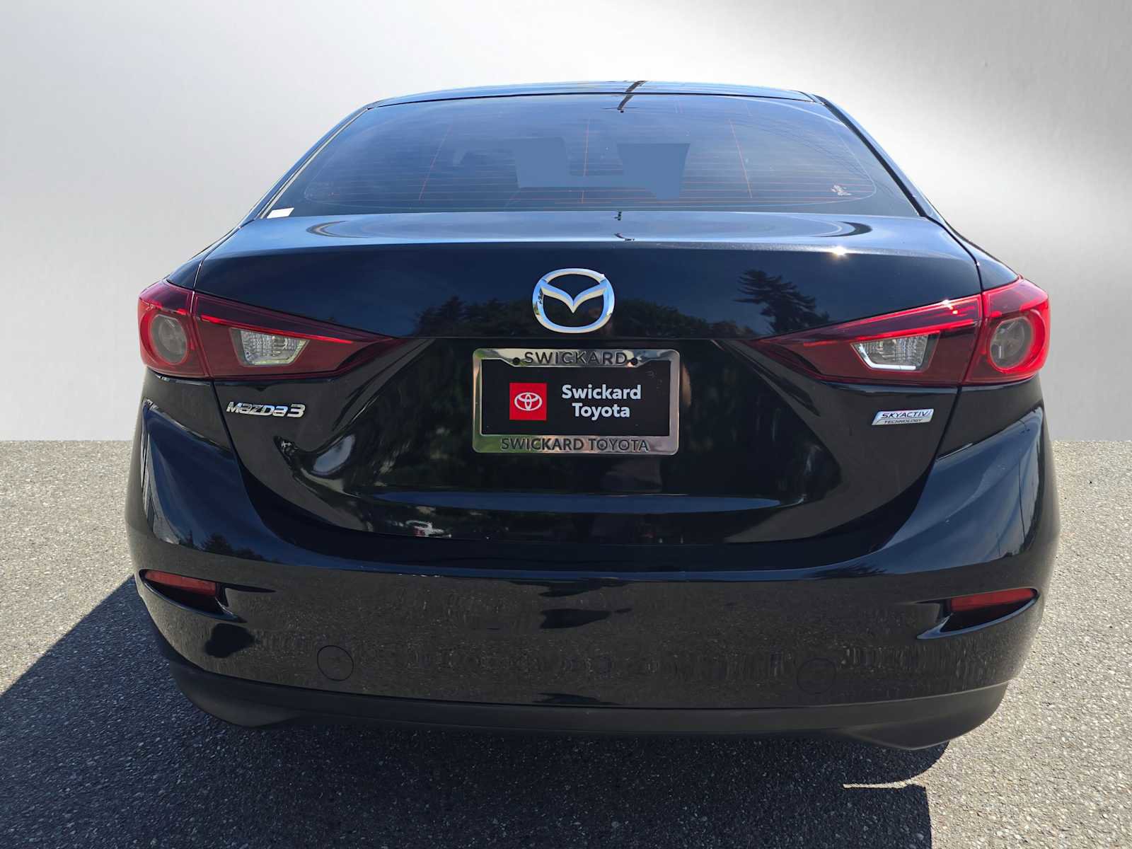 Used 2014 MAZDA MAZDA3 i SV FWD image 4