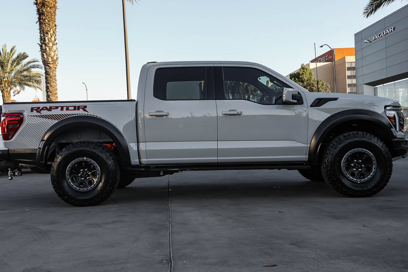 Used 2024 Ford F150 Raptor AWD/4WD image 4