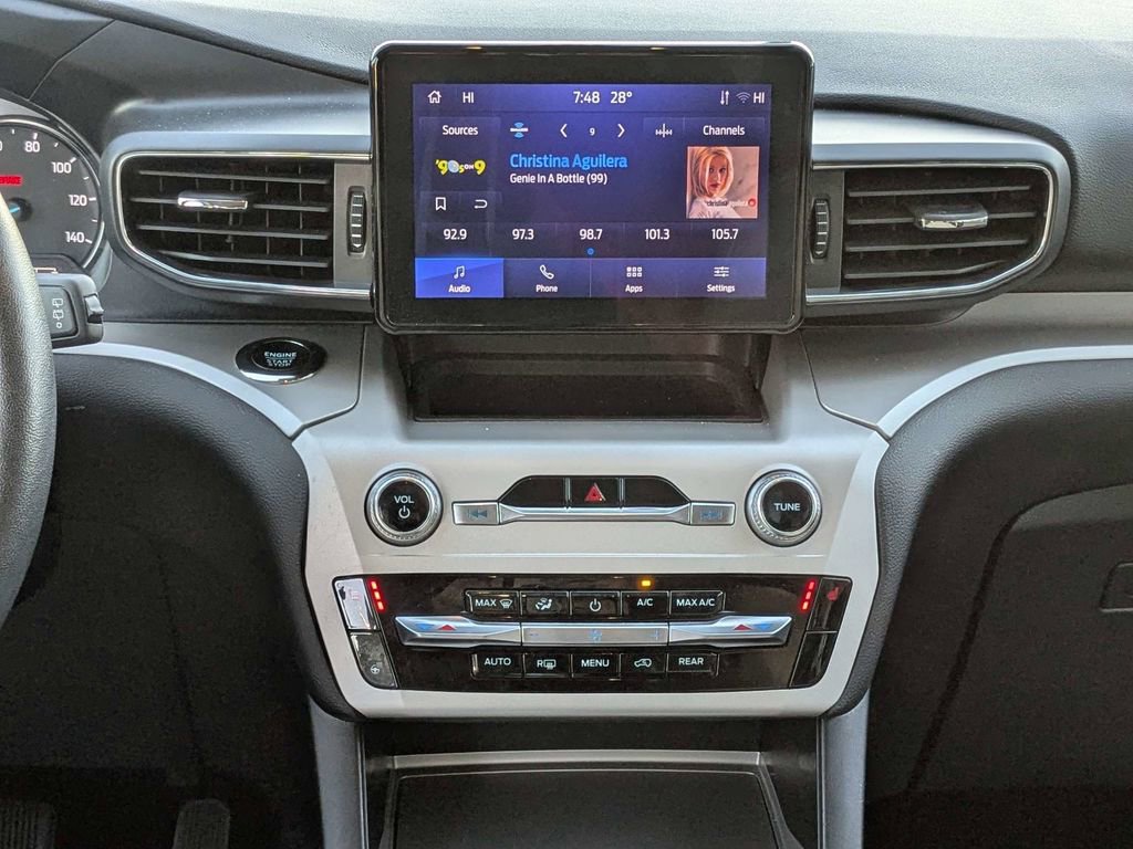 Used 2024 Ford Explorer XLT w/ Equipment Group 202A image 20