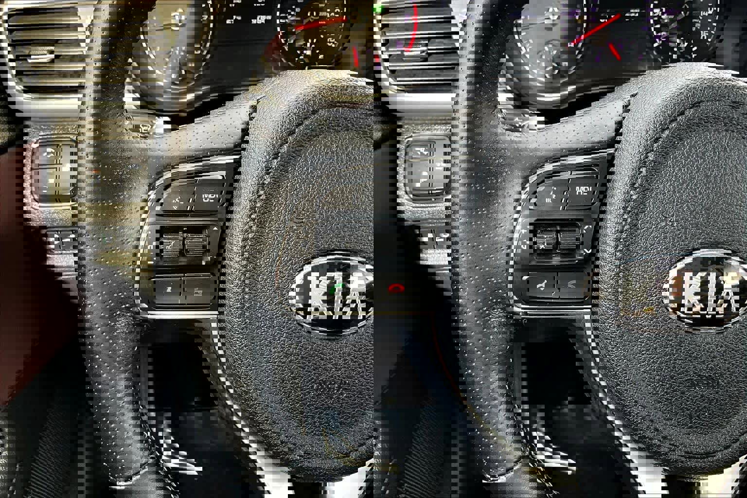 Used 2017 Kia Optima SX image 23