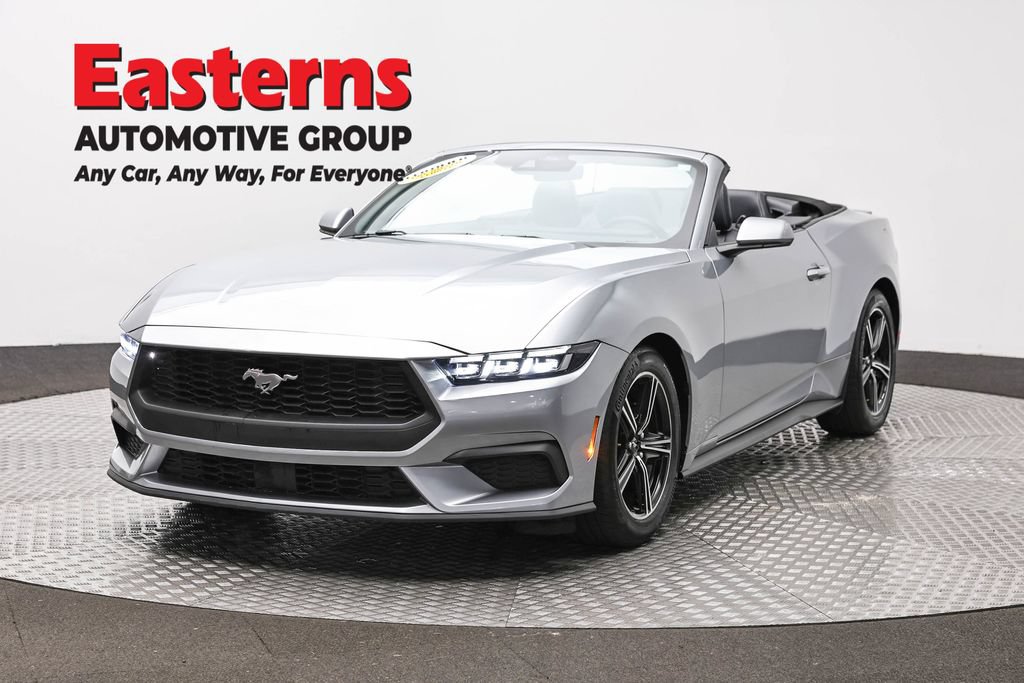 Used 2025 Ford Mustang Premium RWD video 1