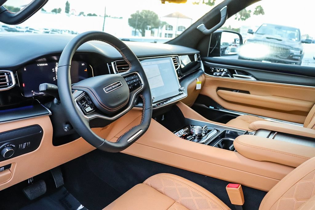 New 2026 Jeep Grand Wagoneer Summit AWD/4WD image 24