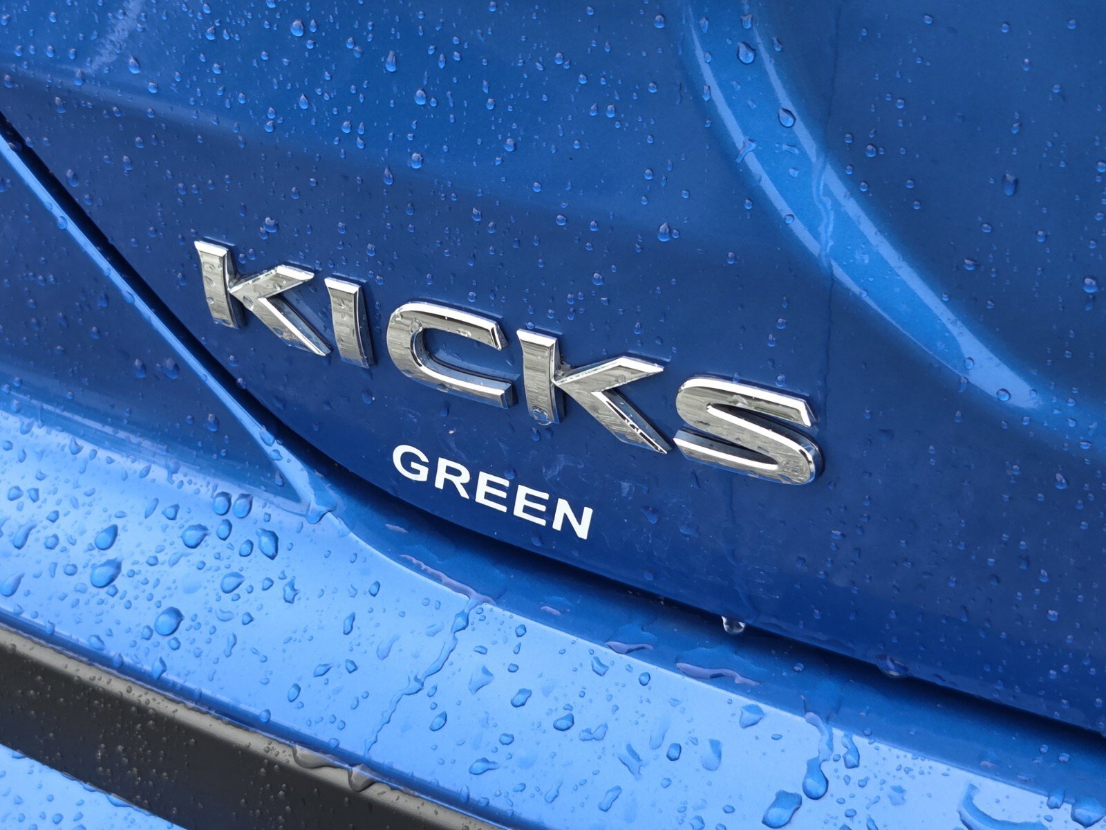 Used 2024 Nissan Kicks S FWD image 33
