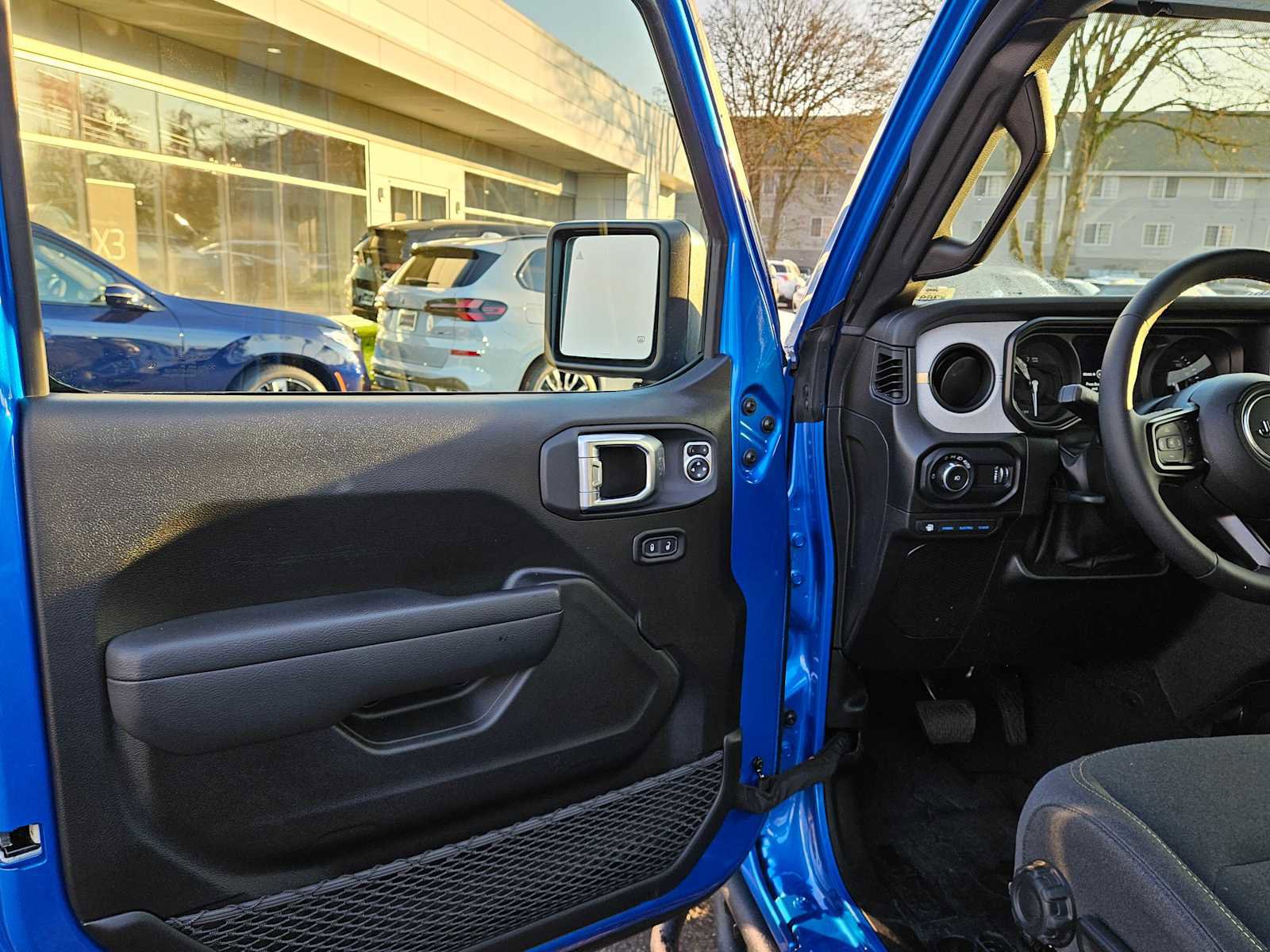 Used 2024 Jeep Wrangler Willys image 22