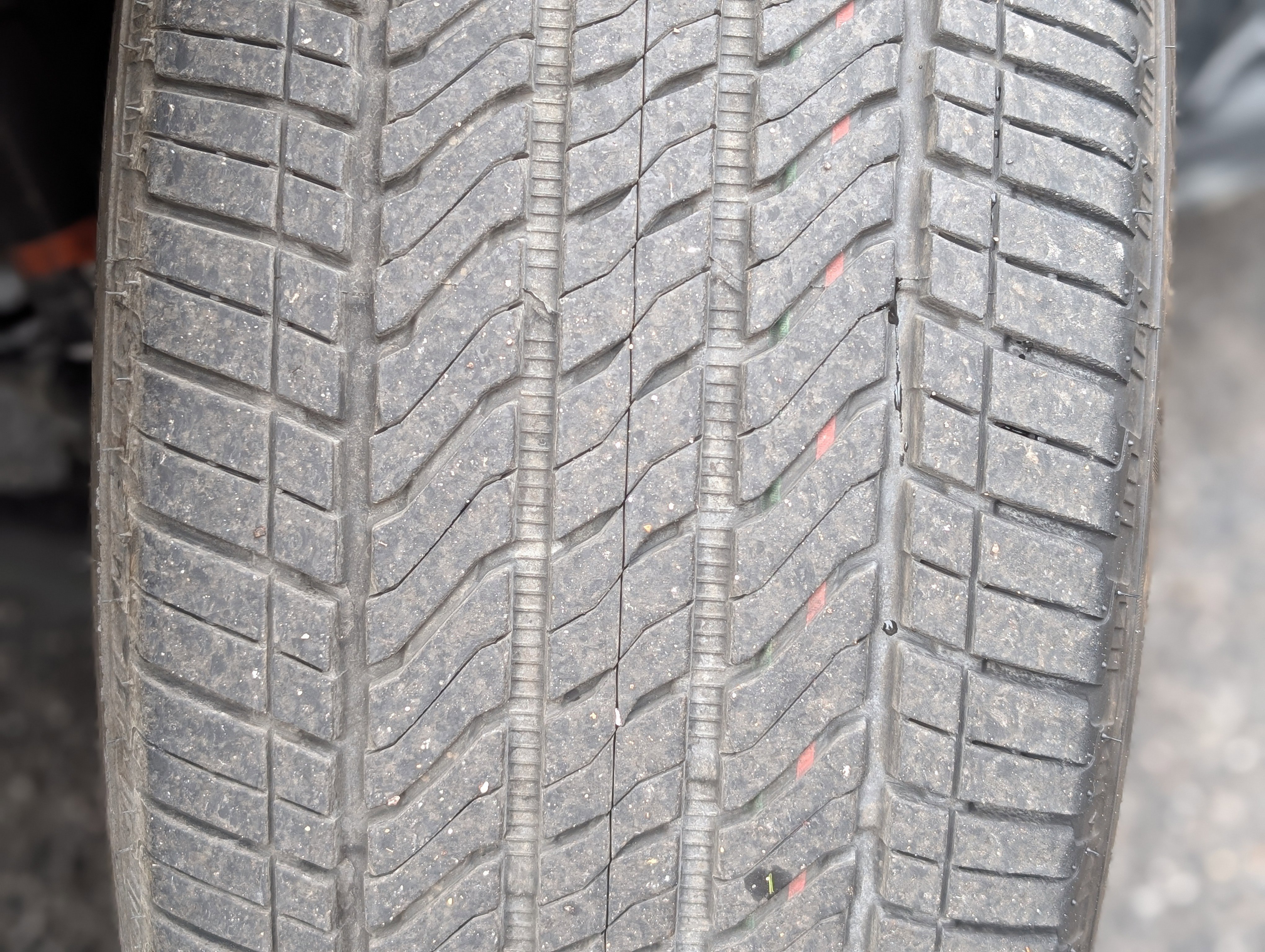 Used 2024 Chevrolet Suburban RST w/ Sport Performance Package image 40